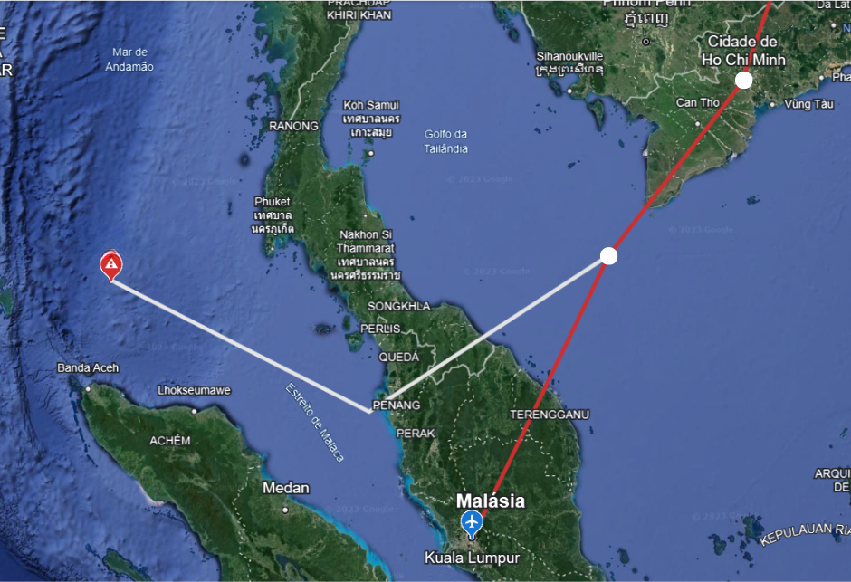 Приблизительная реконструкция исходной траектории полета (красный) и траектории полета MH370 (белый) на основе данных, собранных с военного радара [Не в масштабе]